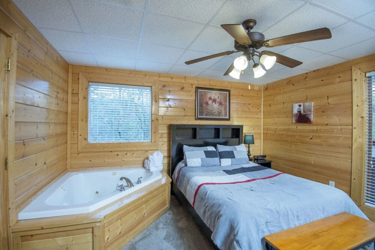 Almost Paradise by Eagles Ridge Resort