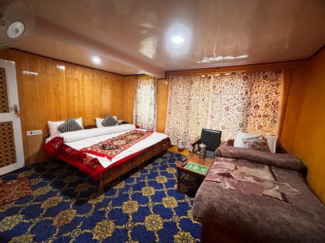 Deluxe Triple room