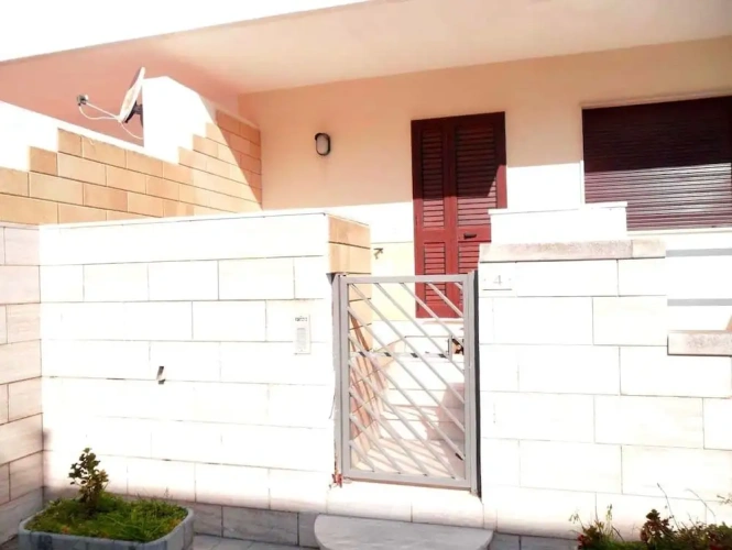 2 Bedrooms Cottage with balcony and with city view