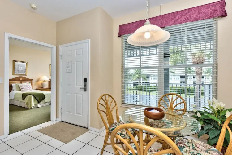 Florencia 3 Bedroom Home by NFVH