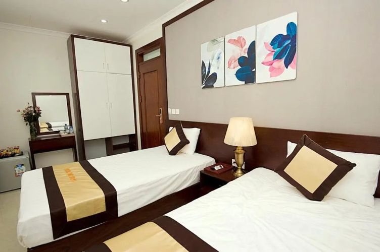 Thang Long Hotel II