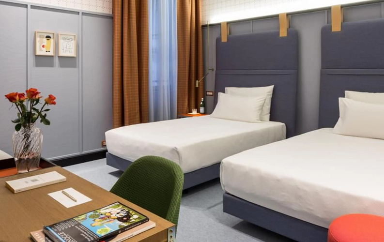 Room Mate Giulia Hotel