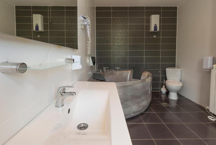 Suite with Jacuzzi