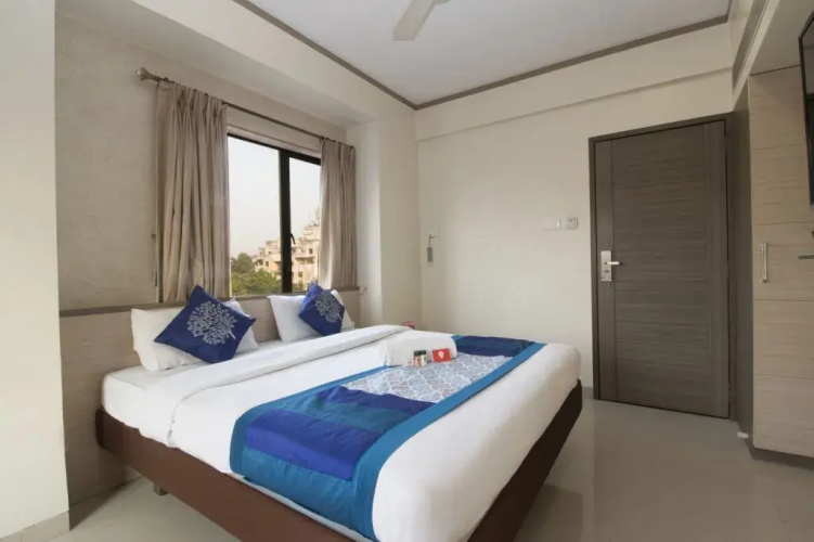 Collection O 76358 Kapil Residency Parage Chowk