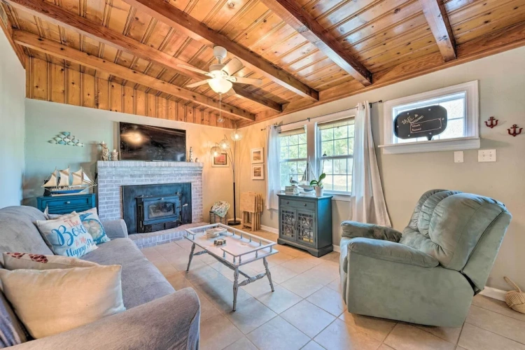 2 Bedrooms Cottage
