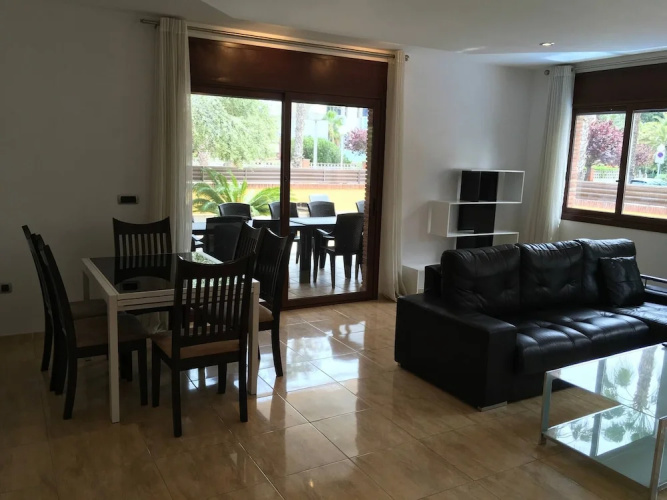 Unique Six Bedroom Villa with Private Pool