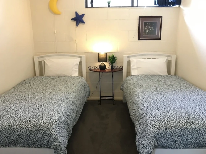 2 Bedrooms Apartment