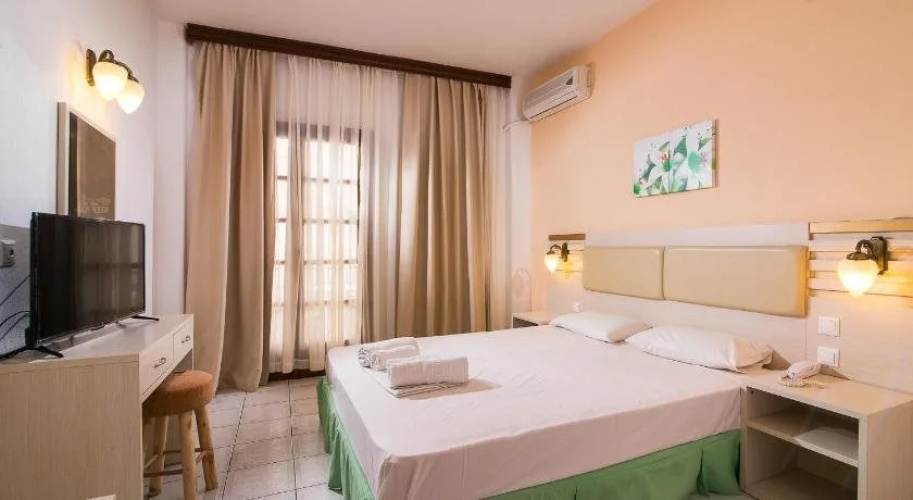 Calypso Hotel