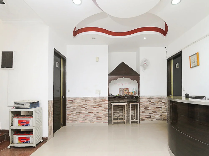 Fabhotel Signature Cyber Park