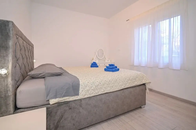 Ami Aparment Strožanac