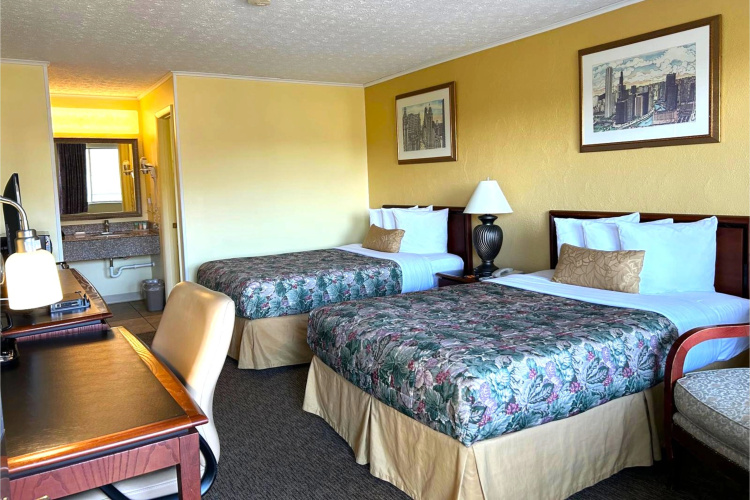 Lake Logan Inn Capital O Ohio