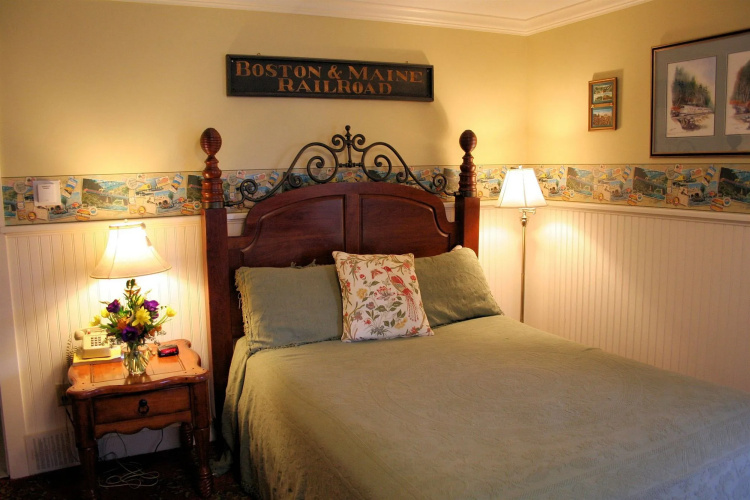 Kearsarge Inn