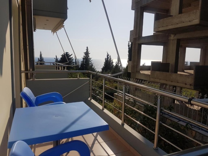 Standard Triple room with balcony