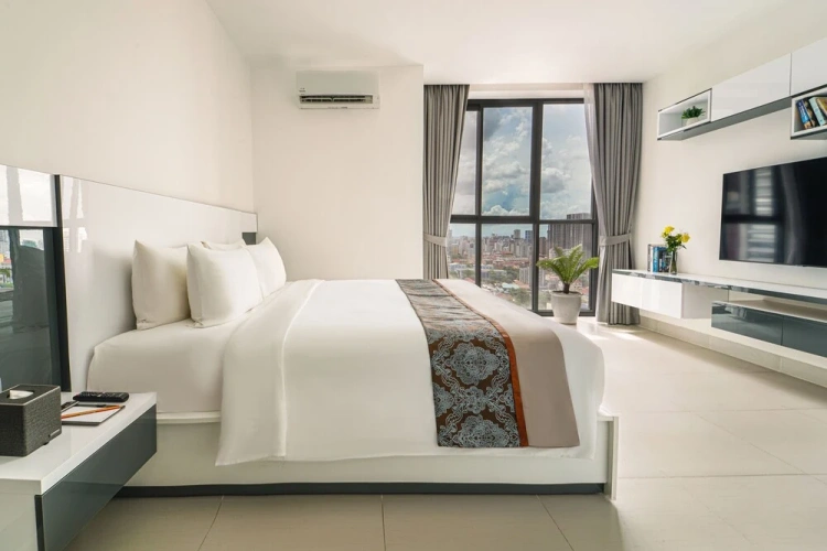 1 Bedroom Standard Apartment with balcony and with city view