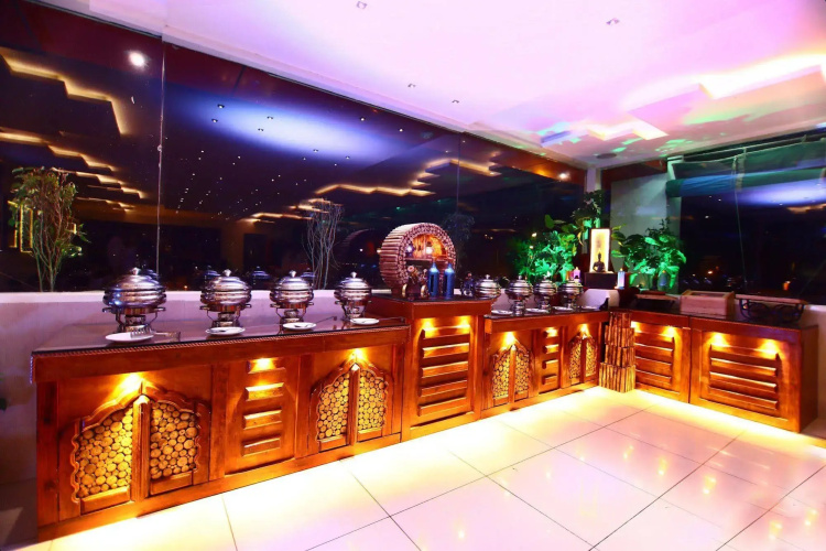 Hotel Taj Inn