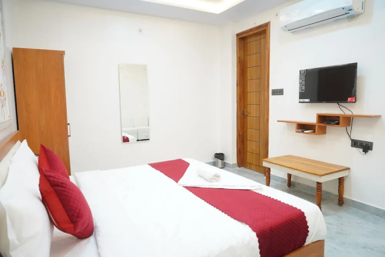 Hotel Blossom Inn
