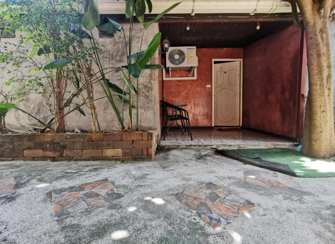 Lek Homestay