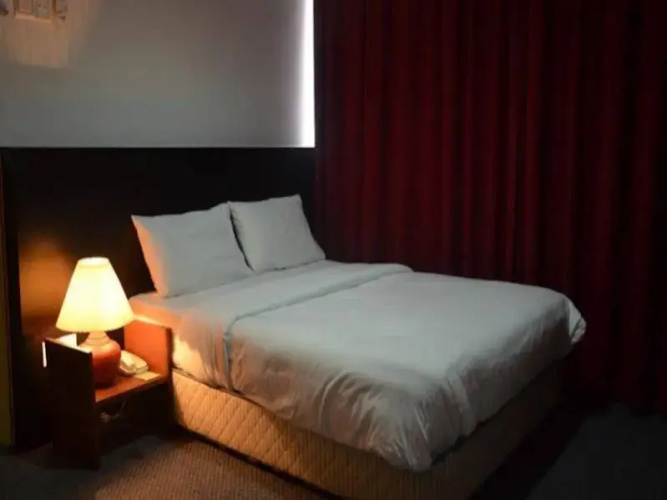 Daphne John's Hotel