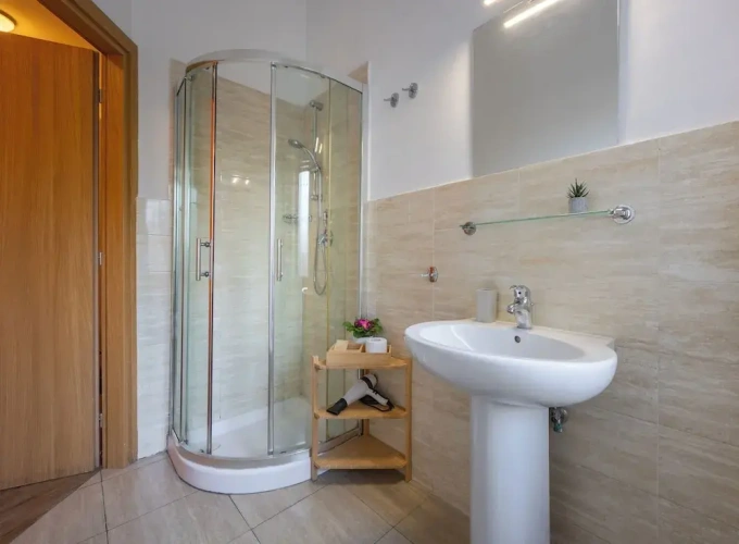 Comfort room with balcony