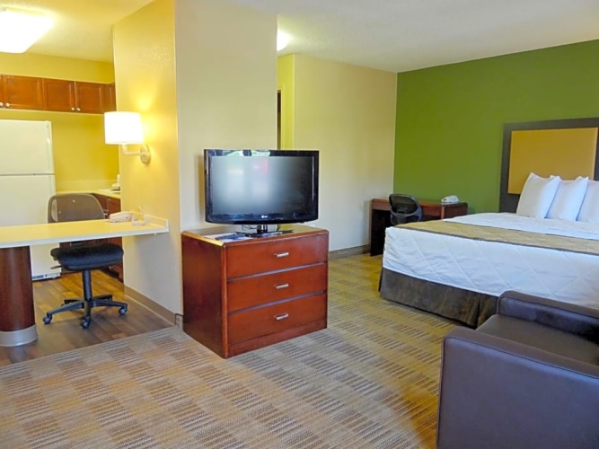 1 Bedroom Suite