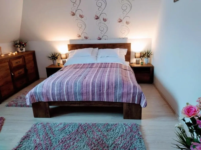 3 Bedrooms Apartment