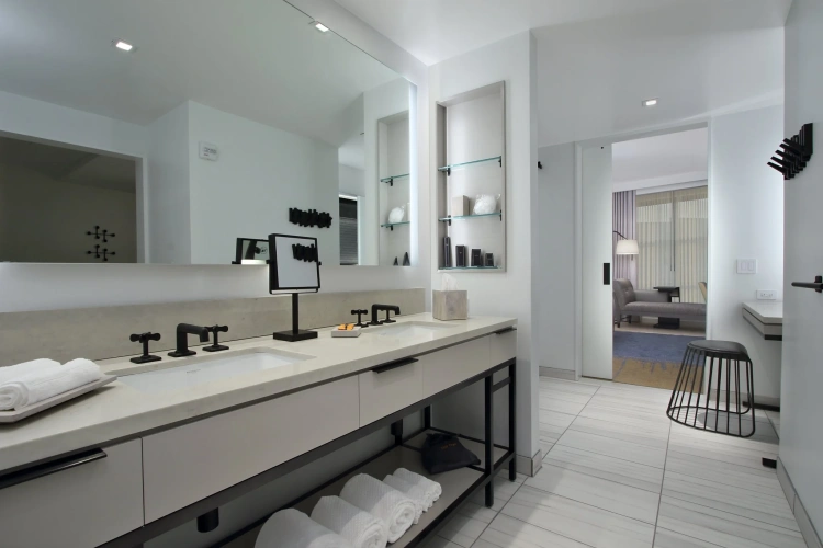 1 Bedroom Double Suite