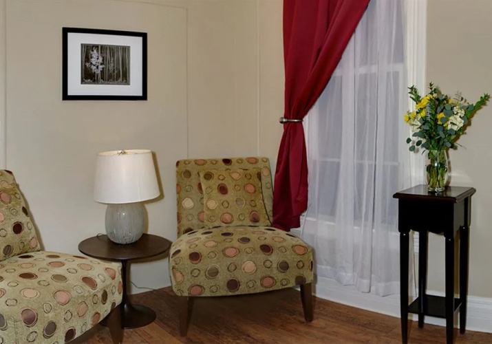 The Rochester Hotel