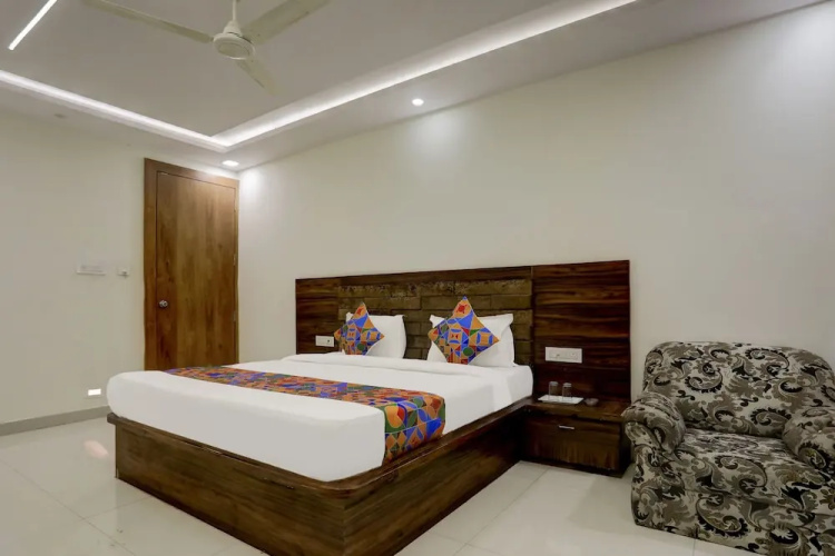 FabHotel Oriental