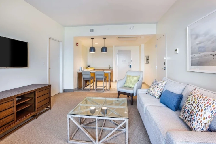 Double Suite with balcony and with bay view