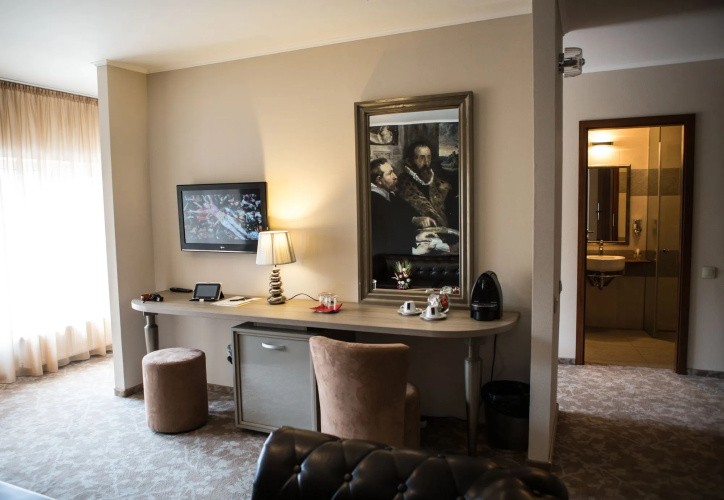 Hotel Meridian