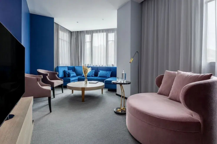 Hotel Luc - Autograph Collection