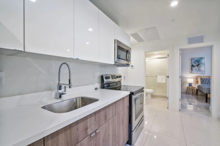 Miami Suite 308