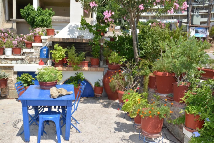 Traditional summer house in Marmari