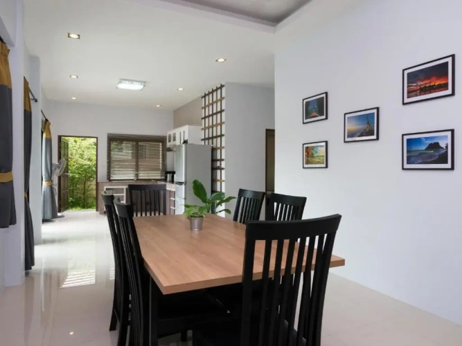 2 Bedrooms Villa