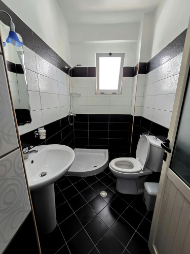 Azure Hotel Dhermi
