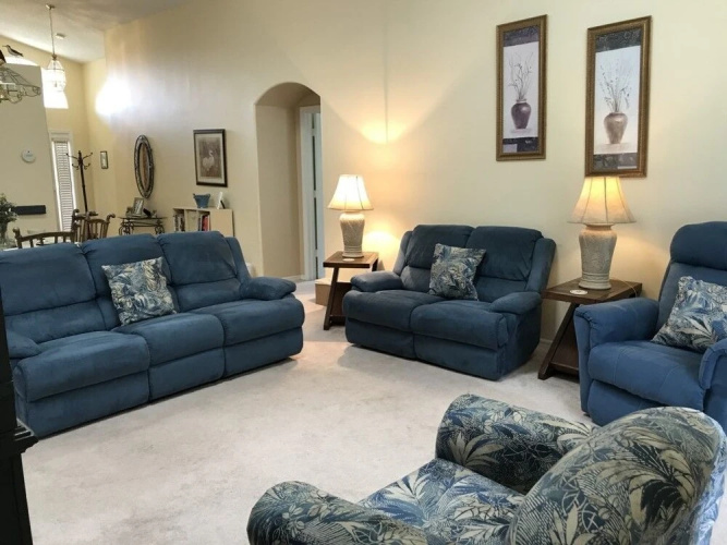 2593 Oneida Loop,