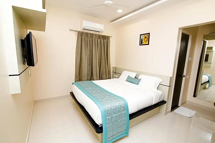 Deluxe Apartment