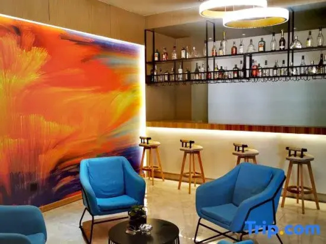 H Hotel (Xining Central Plaza)