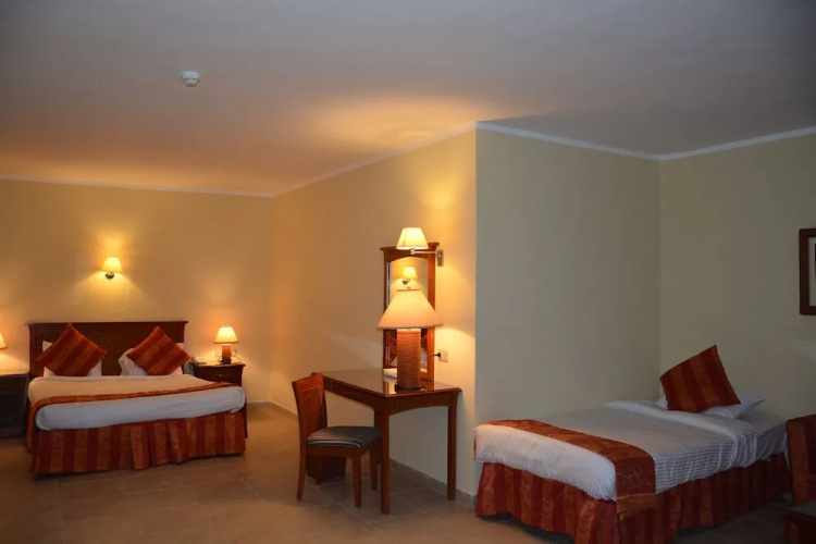Le Mirage Hotel Double Room