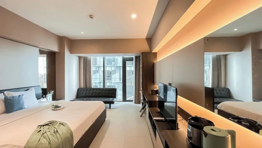 Comfy and Spacious Studio Apartment Carstensz Residence