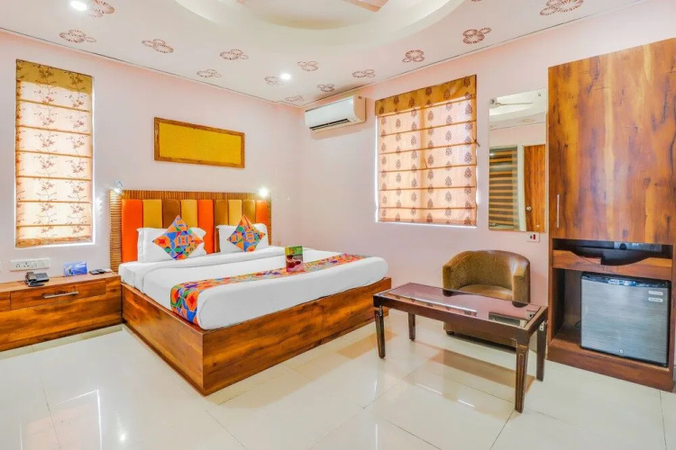 FabHotel Prime Buddha Residency