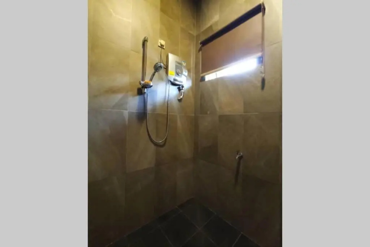 Tambun Pool Villa