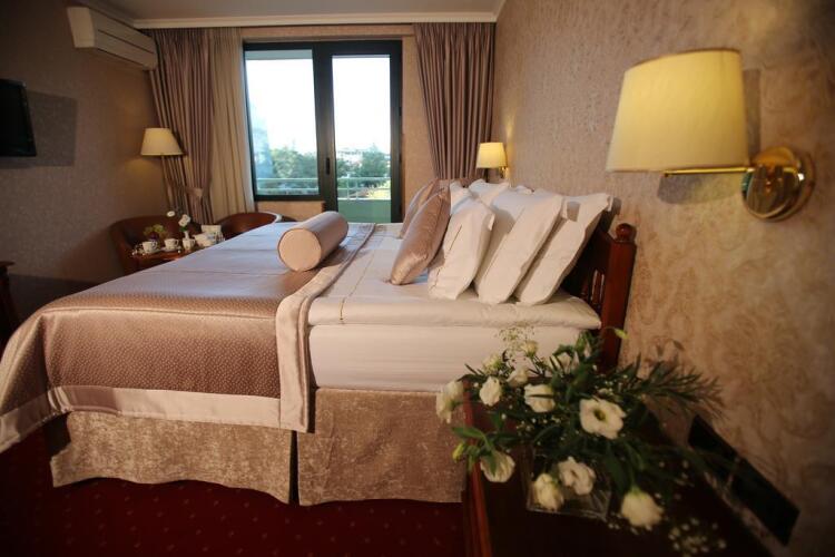Grand Hotel & Spa Tirana Over view