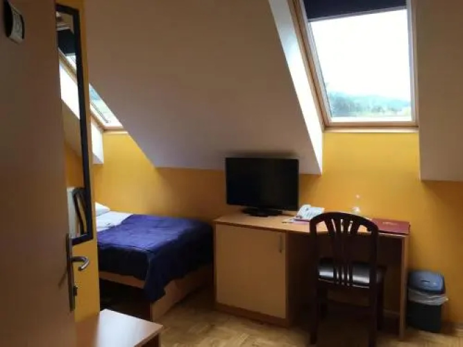 Hostel Delalut