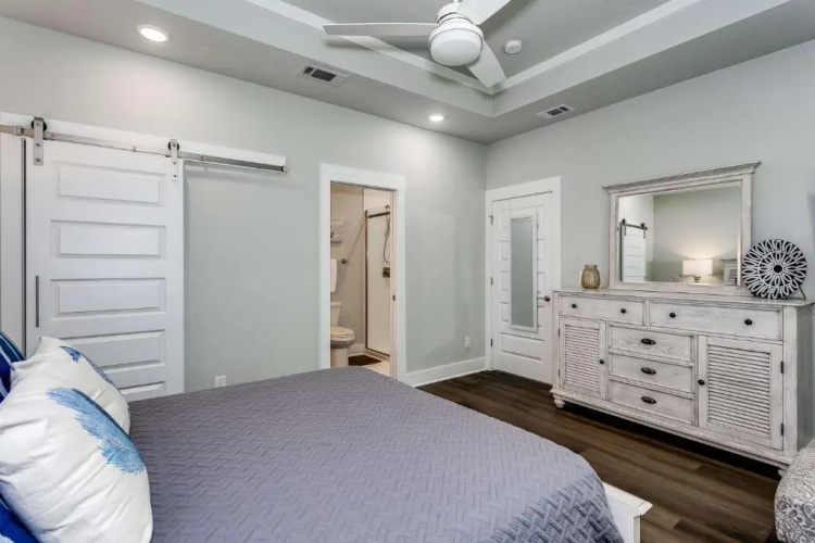Lone Oak House