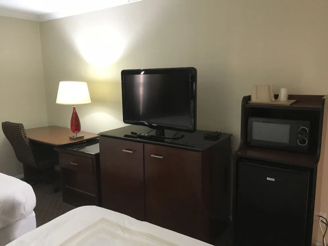 Georgetown Plaza Motel