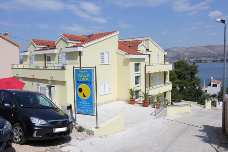 1 Bedroom Apartment with balcony