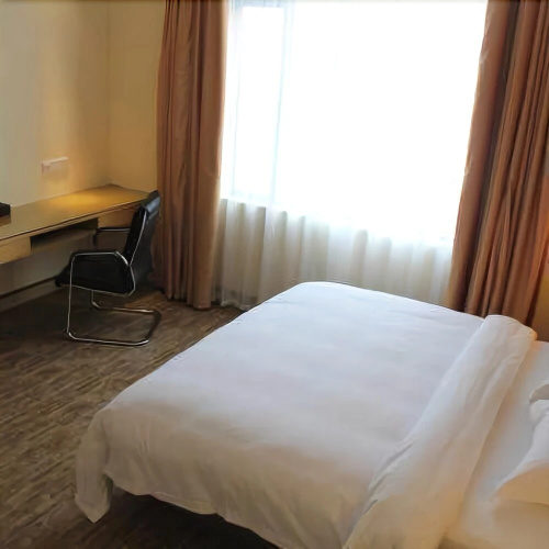 Breeze Hotel