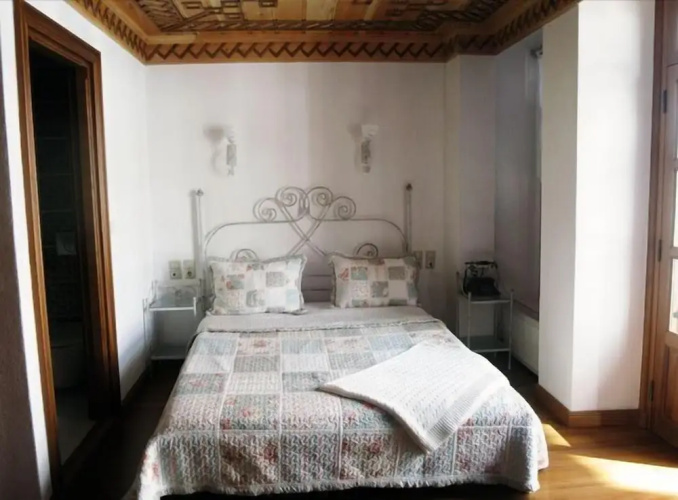 Hotel Des Etrangers - Special Class