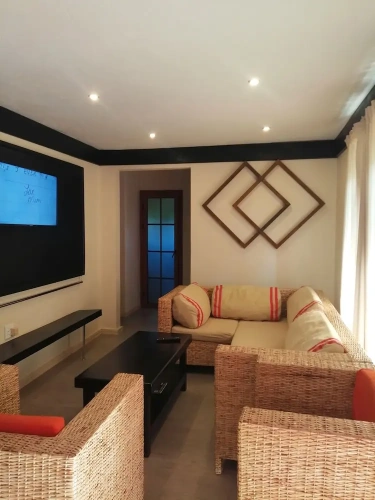 Standard Triple room with land view